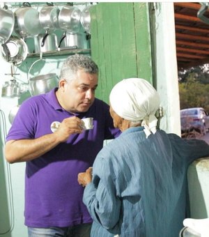James Ribeiro intensifica agenda porta a porta em Estrela de Alagoas
