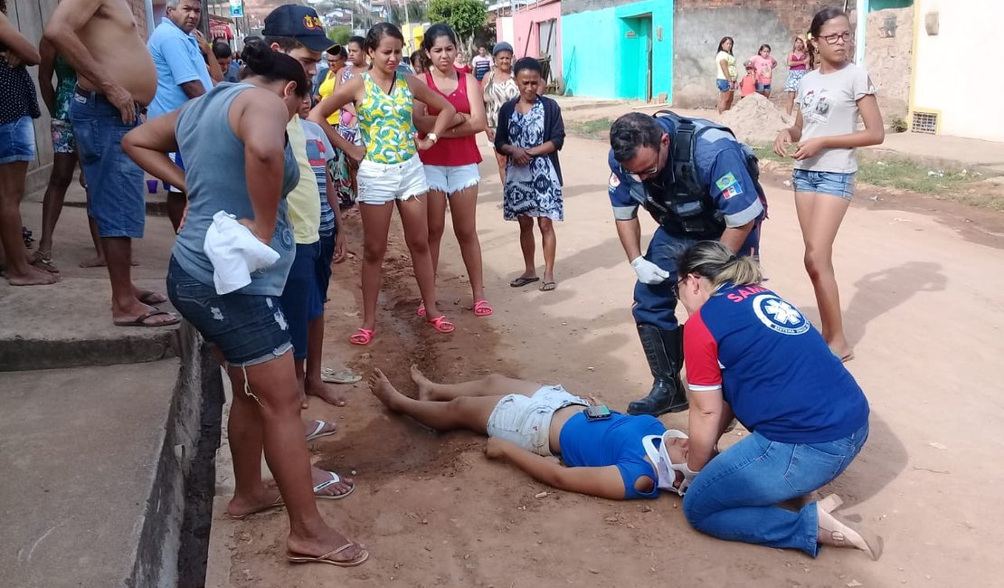 Colisão deixa duas adolescentes feridas em Arapiraca