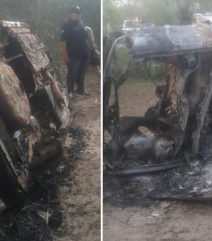 Carro roubado em Mata Grande é encontrado carbonizado em Delmiro Gouveia