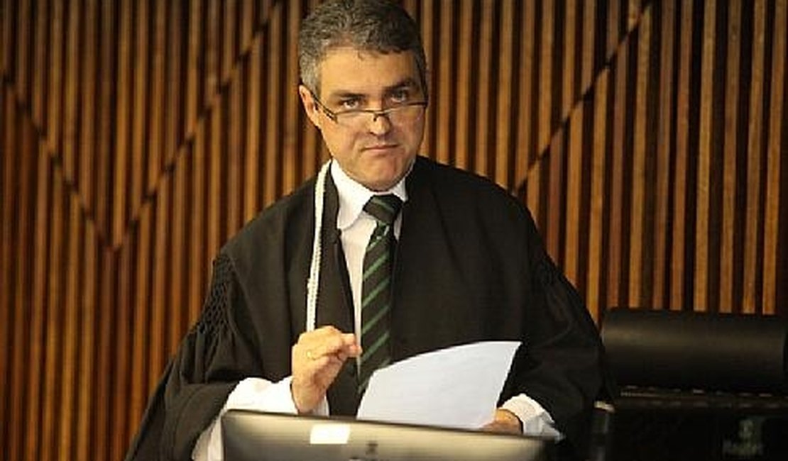 Justiça impede que coligação partidária publique atos inverídicos contra Erasmo Dias