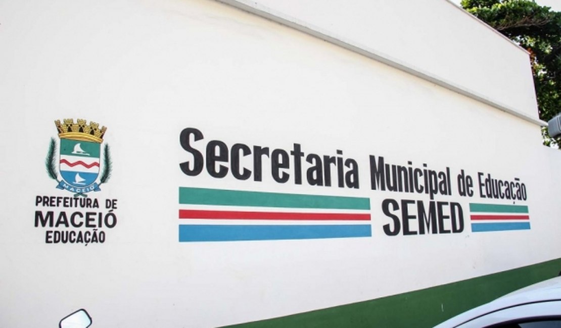 100 professores são convocados para atuar temporariamente na rede municipal