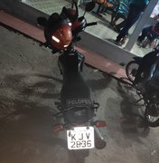 Dupla é presa com moto roubada em Arapiraca