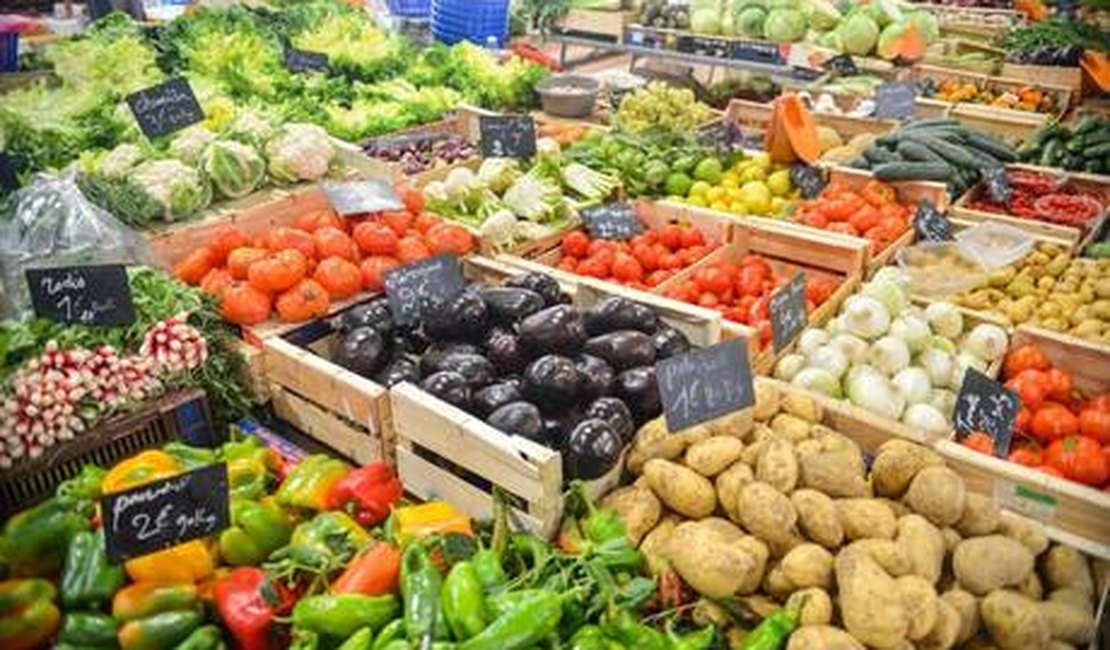 Frutas e verduras são as principais vilãs dos consumidores em 2019