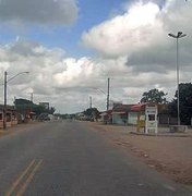 Jovem colide moto em caminhão estacionado e morre na cidade de Limoeiro de Anadia