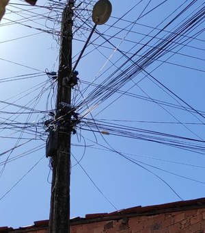 Morador passa mais de 24 horas sem energia elétrica em Maragogi