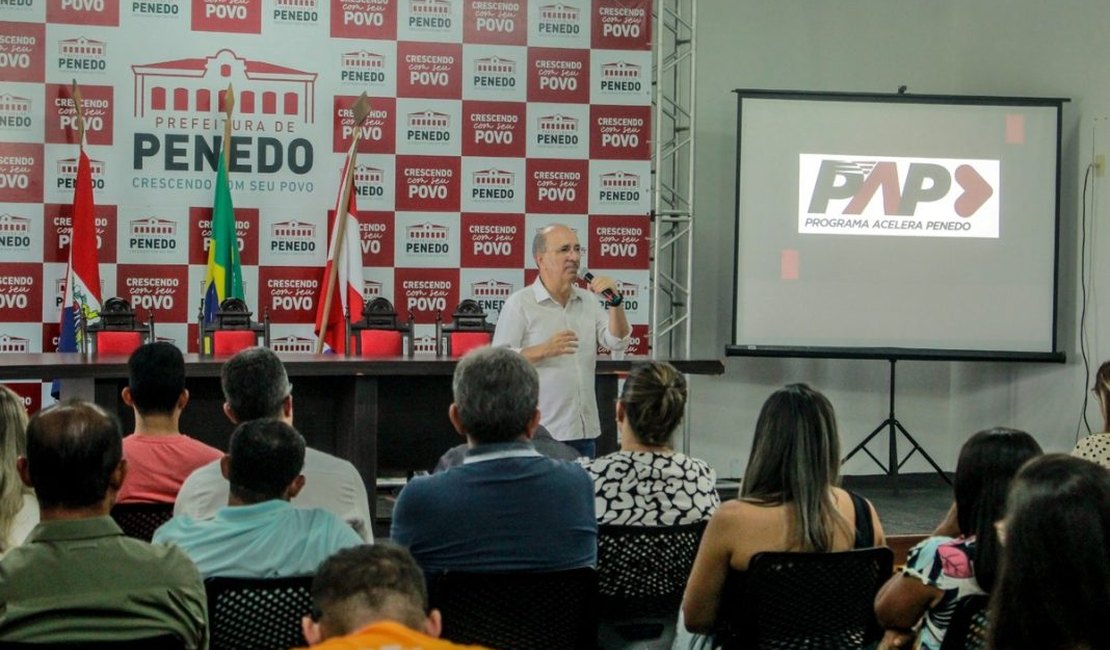 Prefeito Ronaldo Lopes apresenta Programa Acelera Penedo para empresários e lojistas