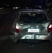 Motorista embriagado colide em carro parado na AL 101 Sul