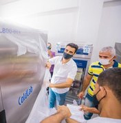 JHC entrega seis ultracongeladores para armazenamento das vacinas da Pfizer