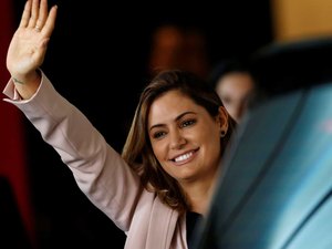 Primeira-dama Michelle Bolsonaro está com coronavírus