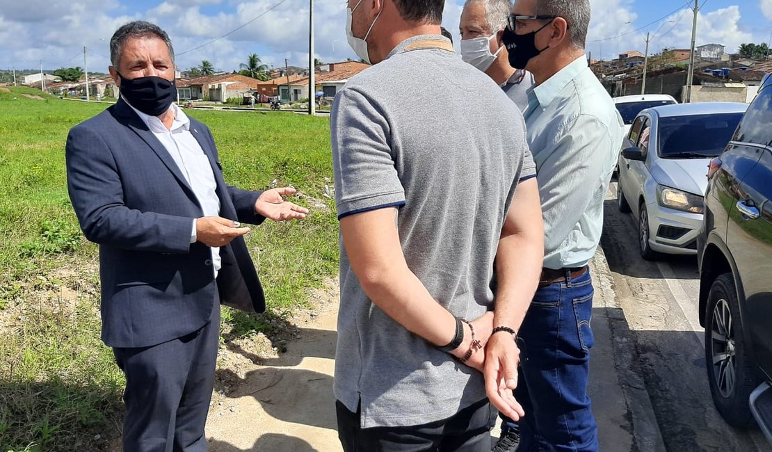 Procurador de Justiça se reúne com prefeito de Murici para discutir projeto da nova sede da promotoria