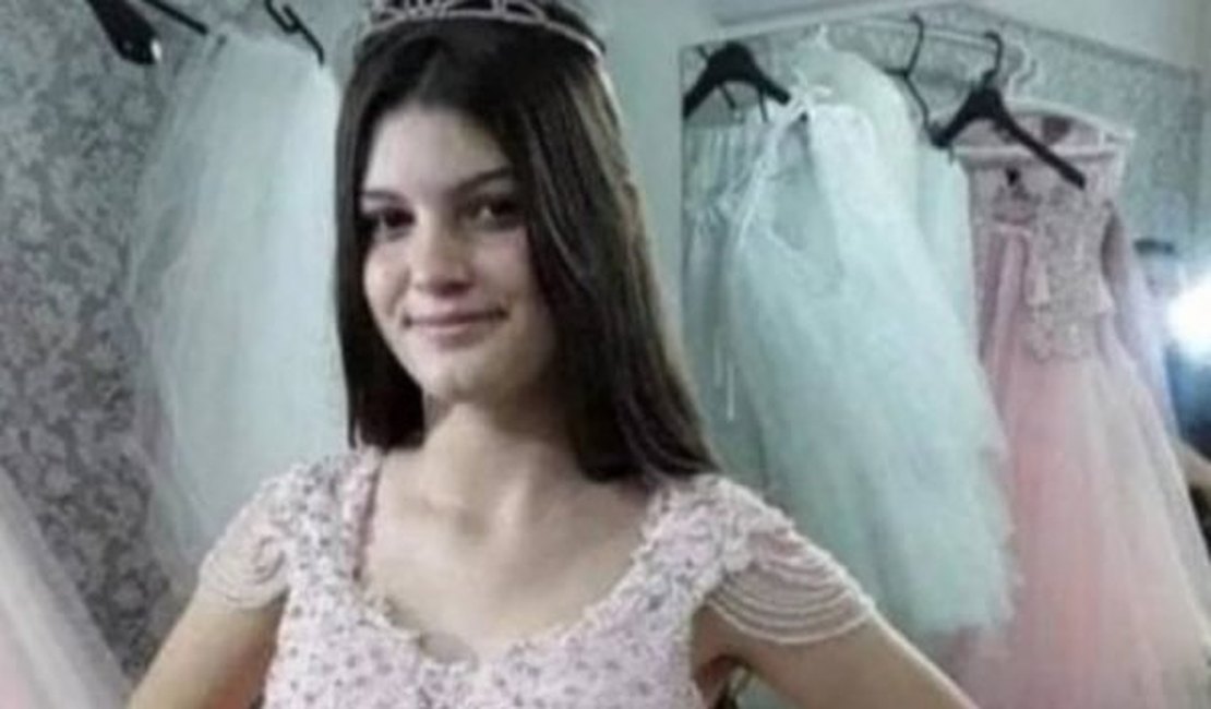 Homem é condenado por matar ex-enteada com 60 golpes de faca