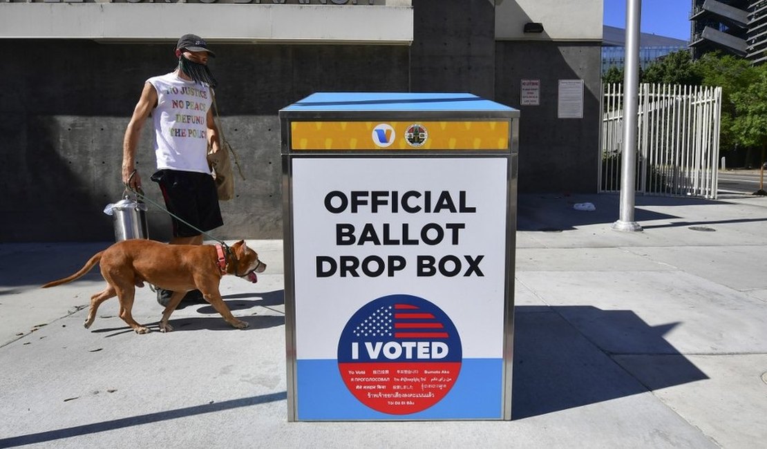 Parido Republicano espalha urnas piratas pela Califórnia