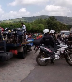 PRF prende 3 pessoas e apreende 11 motocicletas no Sertão de Alagoas