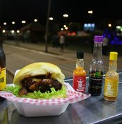 Soup Burgers Food Truck comemora 1 ano com muita música e sabor