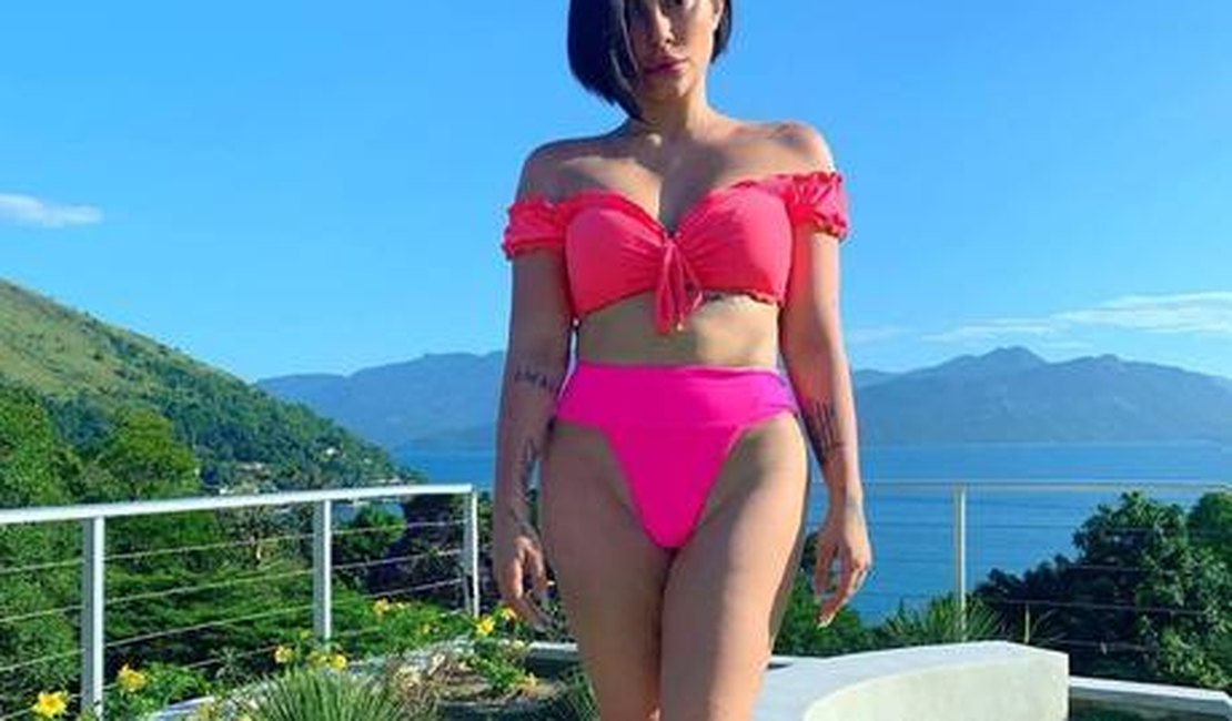 Cleo Pires mostra resultado de lipoaspiração com dancinha