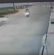 [Vídeo] Dupla tentar roubar carro e ação é frustada por bloqueador de veículo em Marechal