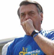 Bolsonaro incentiva protestos anticonfinamento