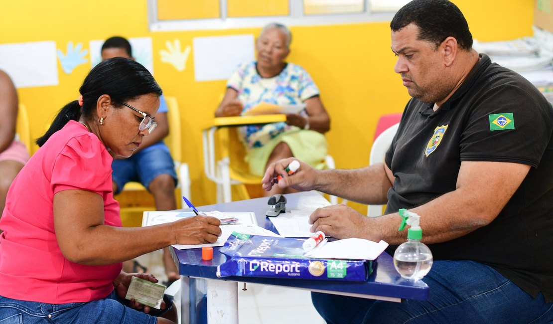 Moradores do Quilombo Tabuleiro dos Negros são beneficiados com serviços oferecidos pela Sesau