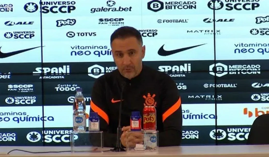 Vítor Pereira revela desgaste por sequência de jogos do Corinthians: 'Raciocínio está mais lento'