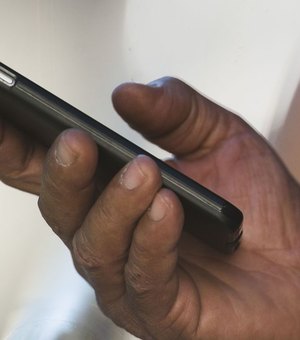 Bloqueio de celulares irregulares em Alagoas acontece em março