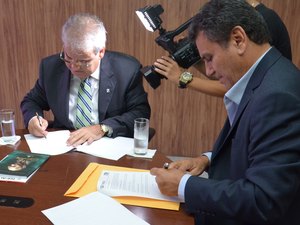 Tribunais de Contas de Sergipe e Alagoas firmam termo de cooperação técnica