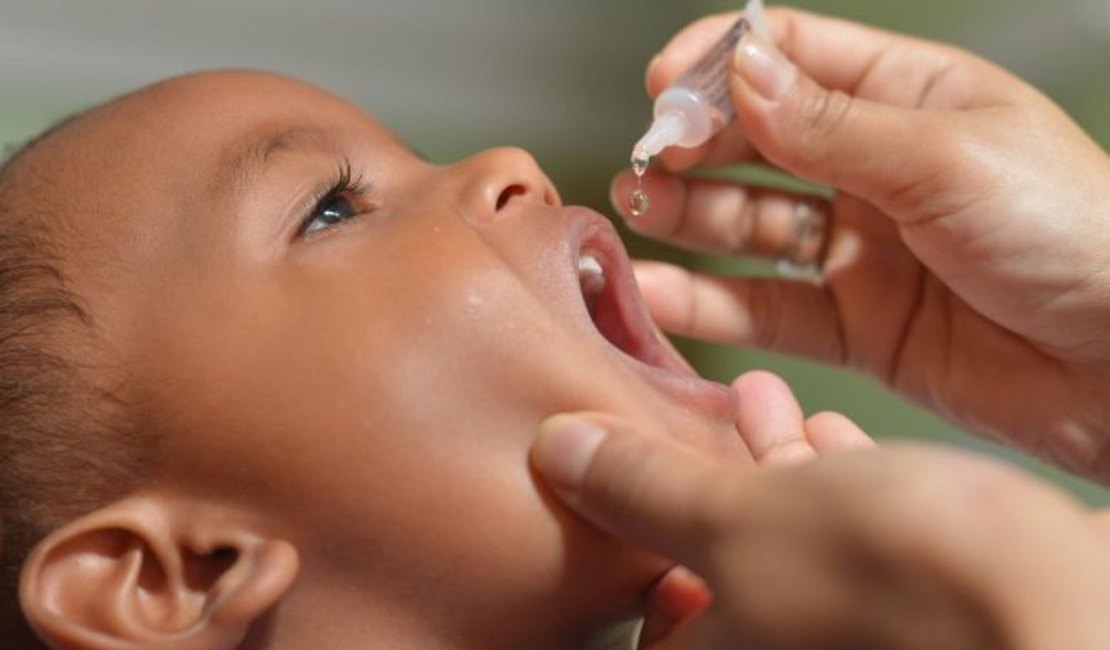 Vários municípios alagoanos não atingiram meta de vacinação contra pólio e sarampo