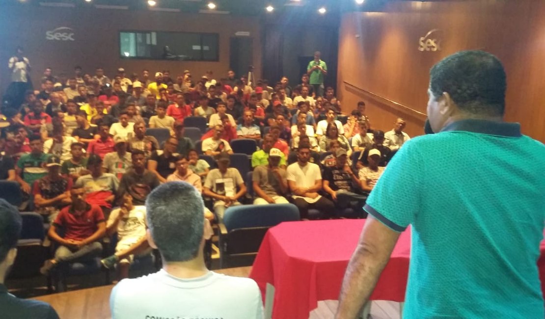 'Vocês serão os futuros craques do ASA', declara presidente do Alvinegro aos atletas da base