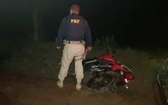 Homem foge após abandonar moto roubada em Novo Lino