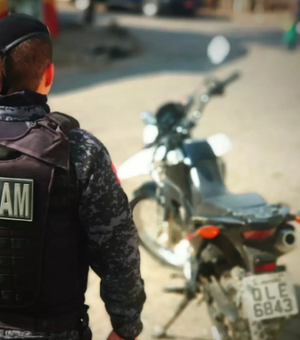 Moto é apreendida por motoqueiro dirigir de forma perigosa em Arapiraca