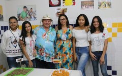 Artistas de Arapiraca são homenageados em feira na escola Aurino Maciel