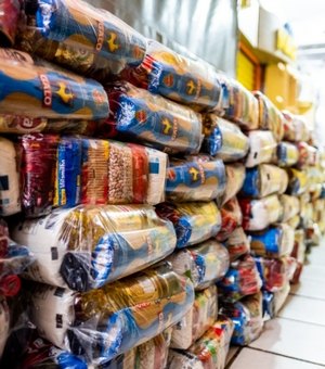 Governo inicia distribuição de duzentas mil cestas básicas até a próxima semana