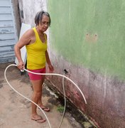 [Vídeo] Falta de água atinge moradores de dois bairros de Arapiraca há mais de uma semana