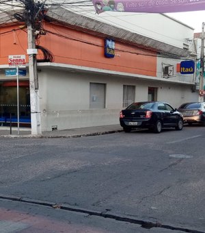 Agência do Banco do Itaú suspende atendimento em Arapiraca por suspeita de Covid 19