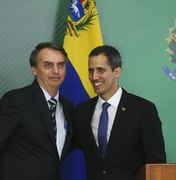 Bolsonaro diz que vai atuar para restabelecer democracia na Venezuela