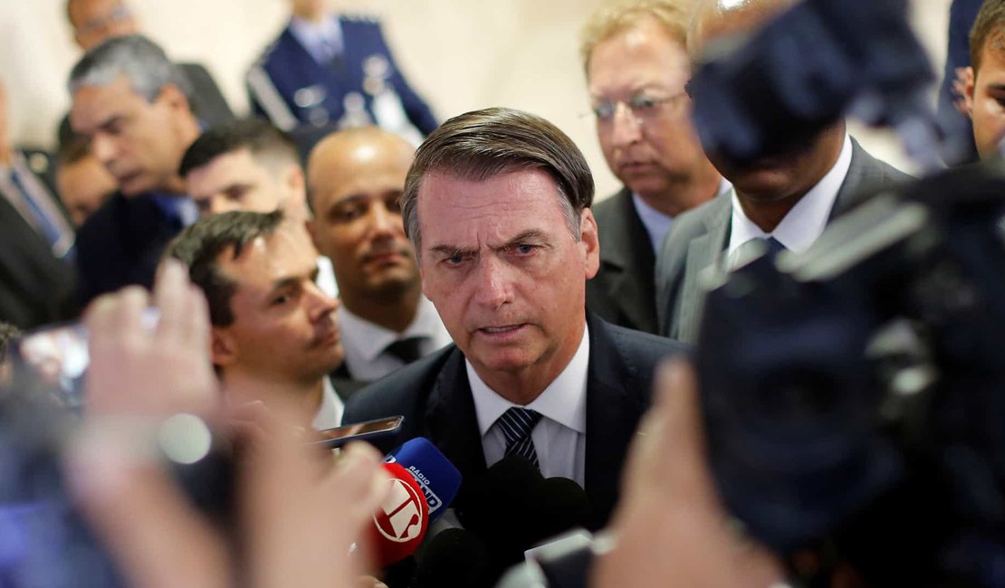 Sem reduzir desemprego, Bolsonaro reconhece dificuldade em seu governo