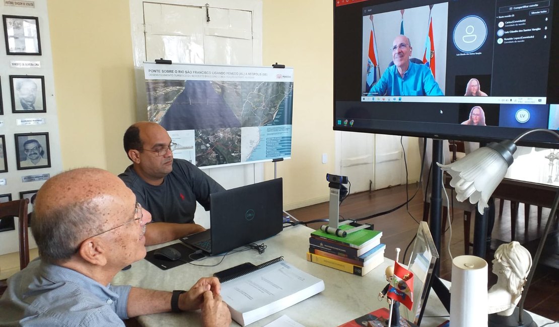 DNIT consulta Prefeito Ronaldo Lopes sobre vias de acesso à ponte Penedo-Neópolis