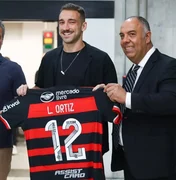 Em grande fase no Flamengo, Léo Pereira ganha sombra de Léo Ortiz na temporada