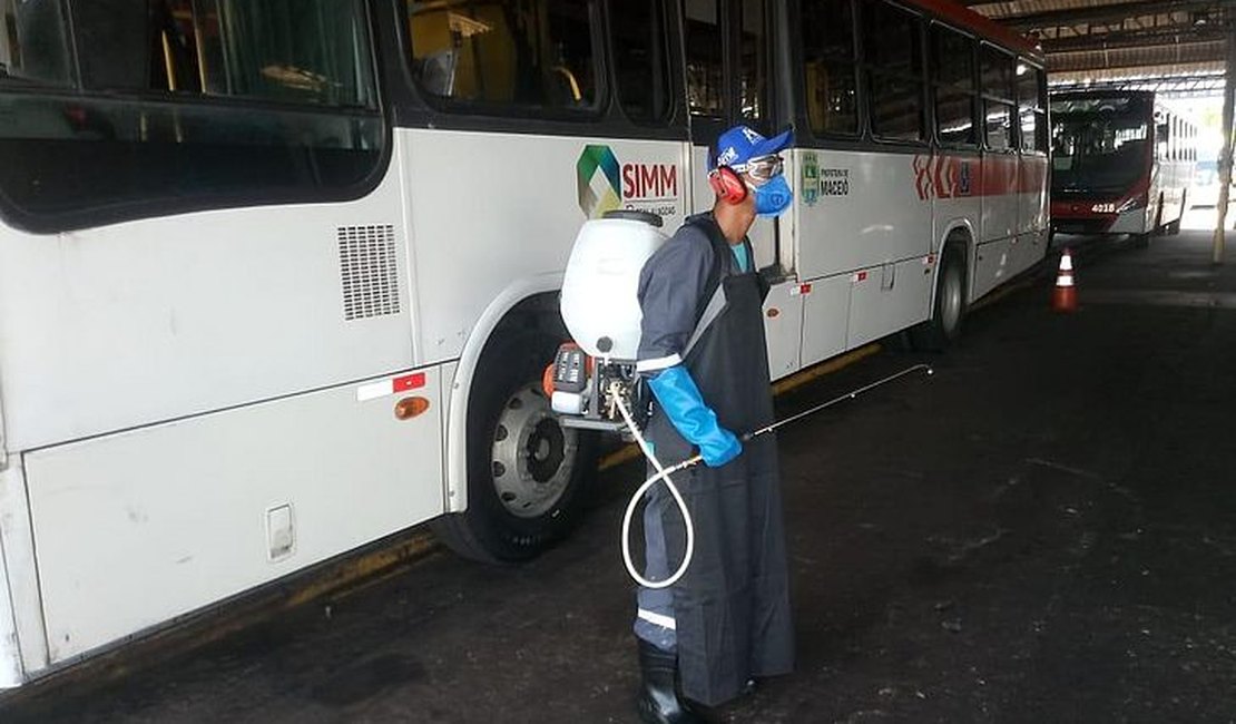 Empresas de ônibus adquirem pulverizadores para reforçar limpeza dos veículos