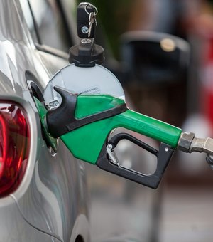 Preço da gasolina acumula alta de 11,41% em três meses