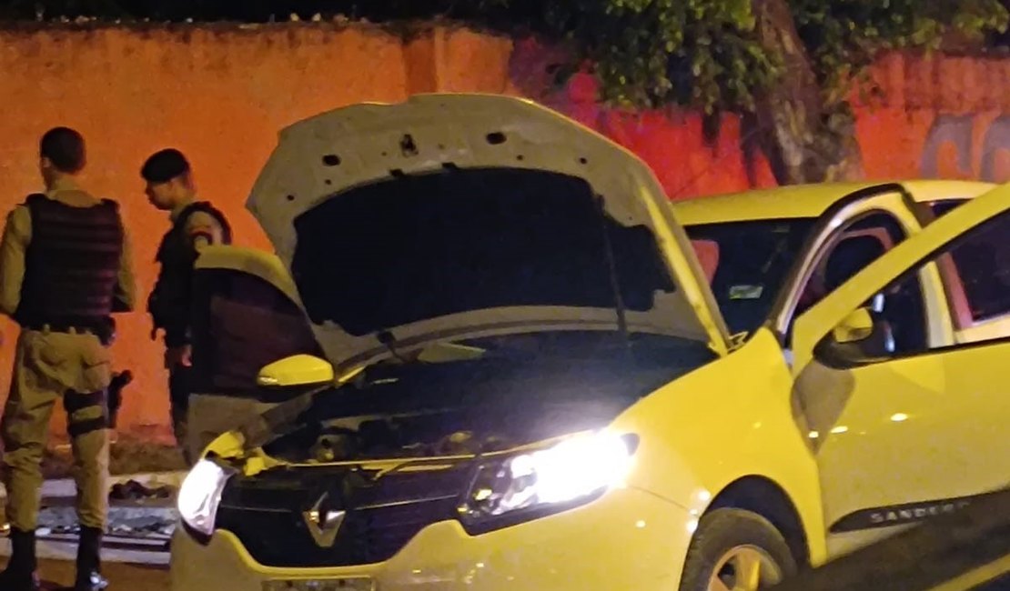 Suspeitos de roubar carro são detidos no bairro do Santos Dumont