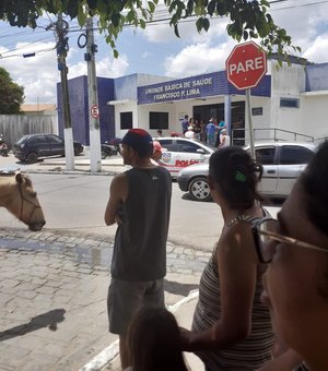 Polícia prende três suspeitos de invadirem escola e posto de saúde em Arapiraca