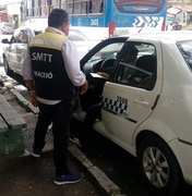 SMTT flagra táxi realizando transporte irregular de passageiros