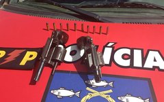 Armas apreendidas com os suspeitos na Van 