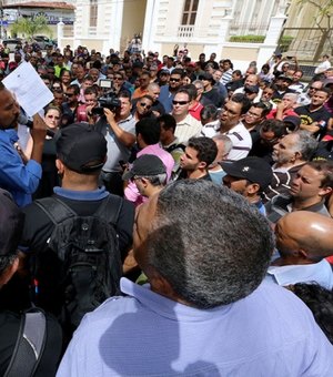 Sem acordo: policiais civis mantêm greve após reunião com TJ e Governo