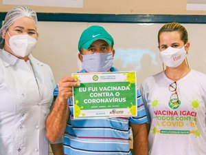 Cerca de 200 idosos acima de 60 anos recebem vacinação durante fim de semana em Igaci