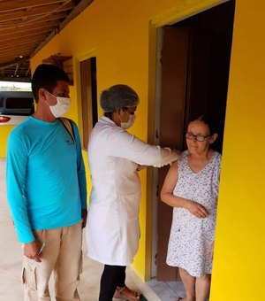 Prefeitura de Maragogi inicia vacinação contra influenza na zona rural