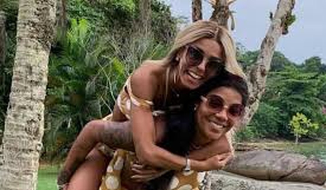 Ludmilla conta como foi a primeira vez que ficou com Brunna Gonçalves