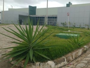Hospital em Arapiraca solicita presença de familiares de criança internada na unidade