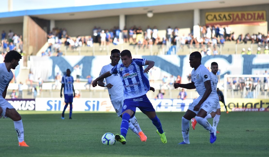 CSA enfrenta o Internacional buscando primeira vitória na Série A