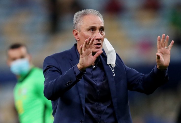 Tite tem que ter mais ousadia para sair da atual mesmice